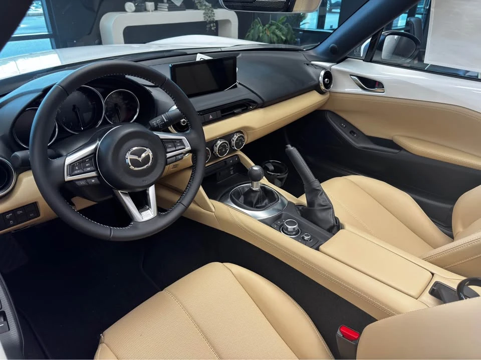 2026 Mazda ND MX-5 Miata - Image 5 of 8
