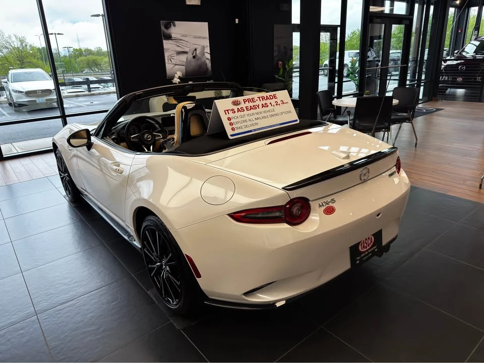 2026 Mazda ND MX-5 Miata - Image 7 of 8
