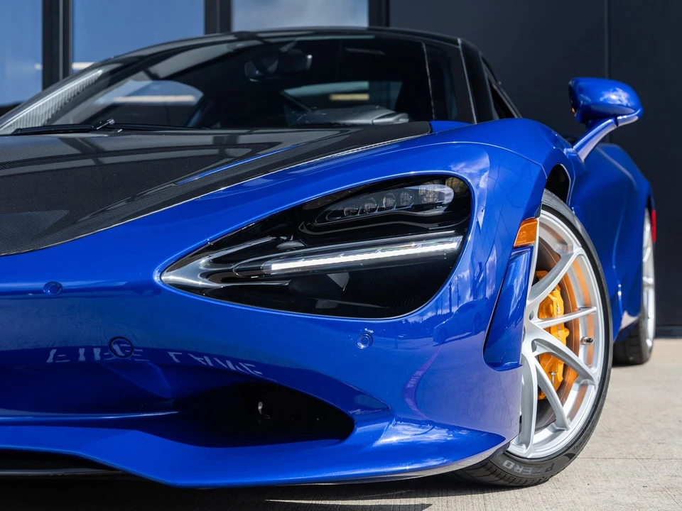 2026 McLaren 750S - Image 19 of 31