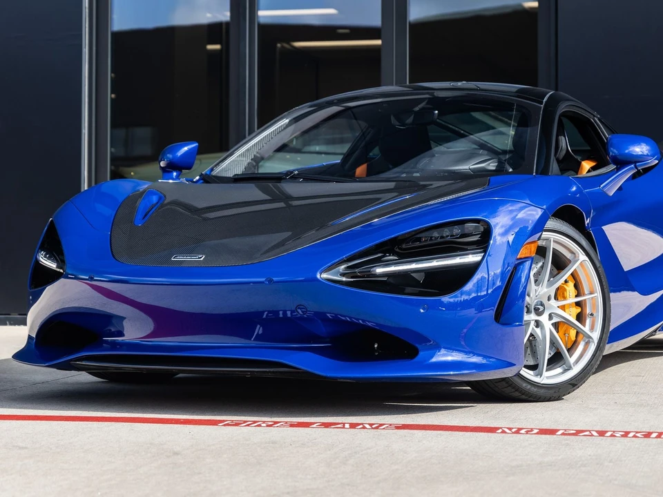 2026 McLaren 750S - Image 4 of 31