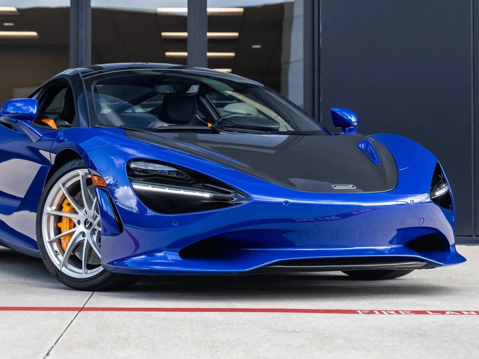 2026 McLaren 750S - Image 6 of 31