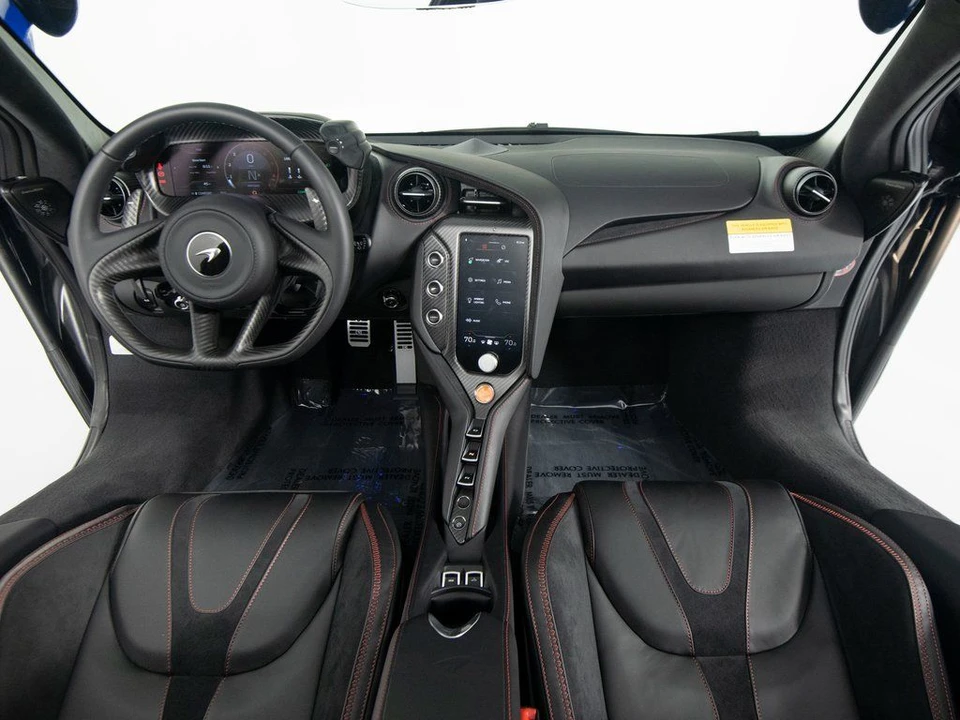 2026 McLaren 750S Spider - Image 31 of 31