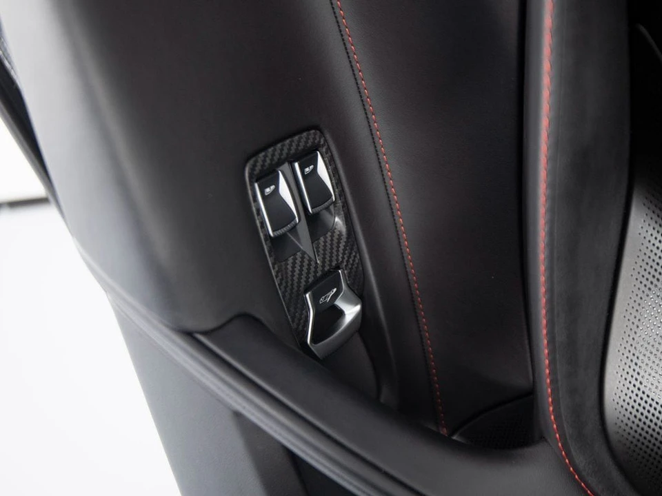 2026 McLaren 750S Spider - Image 14 of 31