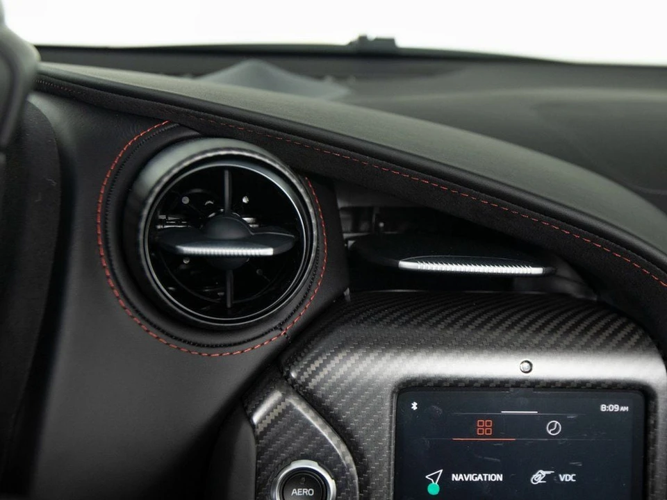 2026 McLaren 750S Spider - Image 20 of 31