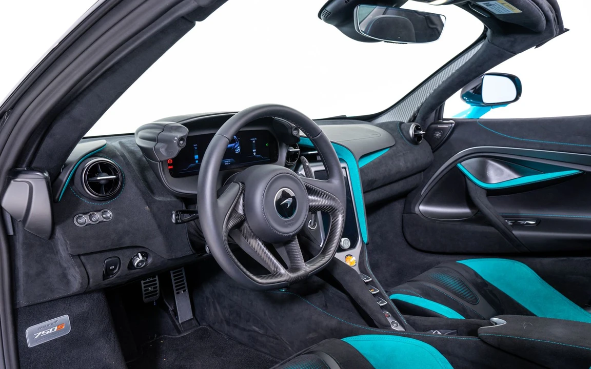2026 McLaren 750S Spider - Image 20 of 25
