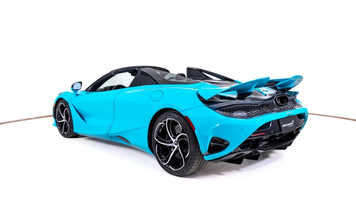 2026 McLaren 750S Spider - Image 5 of 25