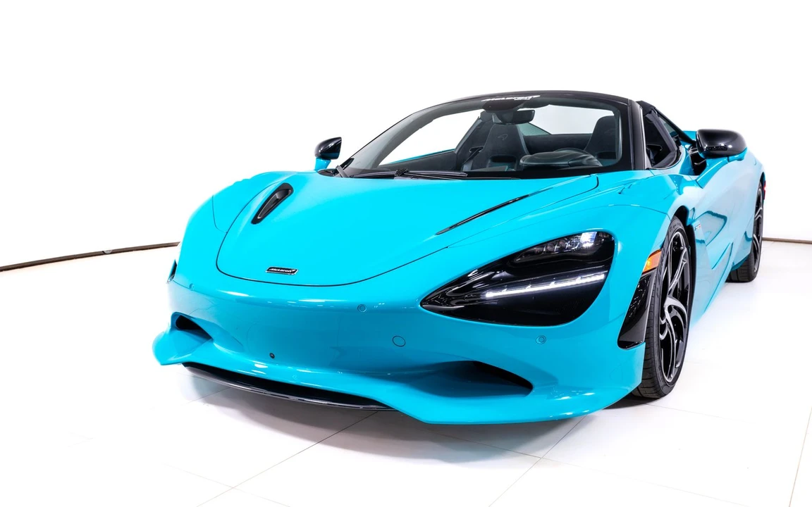 2026 McLaren 750S Spider - Image 12 of 25