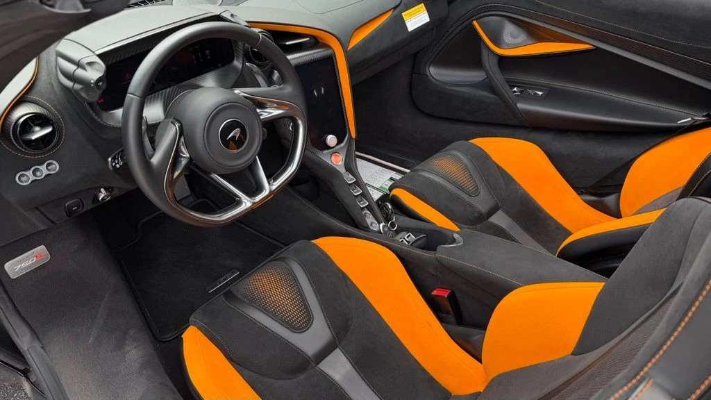 2026 McLaren 750S Spider - Image 7 of 9