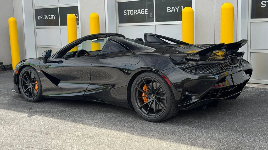 2026 McLaren 750S Spider - Image 4 of 9
