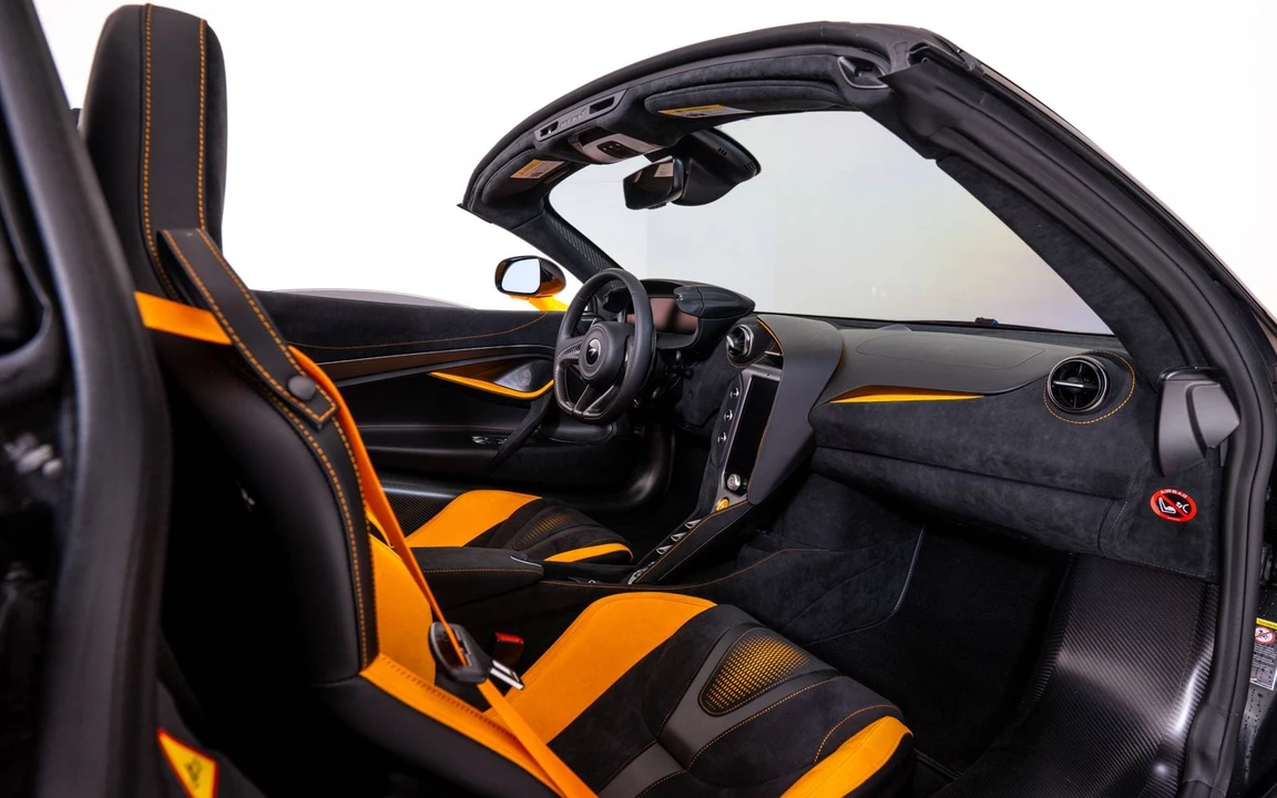 2026 McLaren 750S Spider - Image 24 of 25