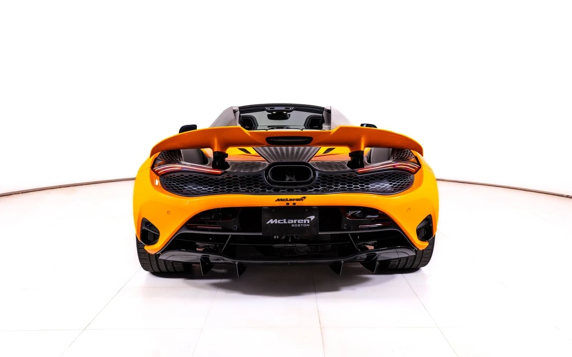 2026 McLaren 750S Spider - Image 6 of 25