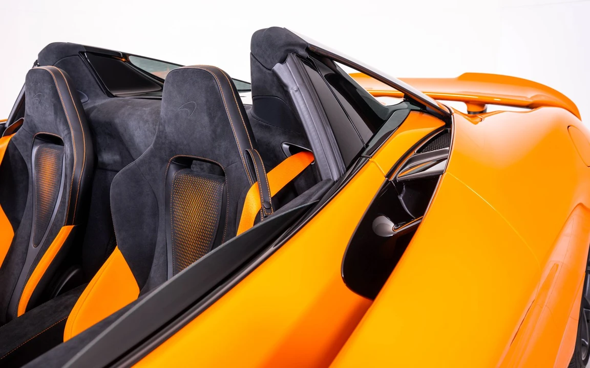 2026 McLaren 750S Spider - Image 15 of 25