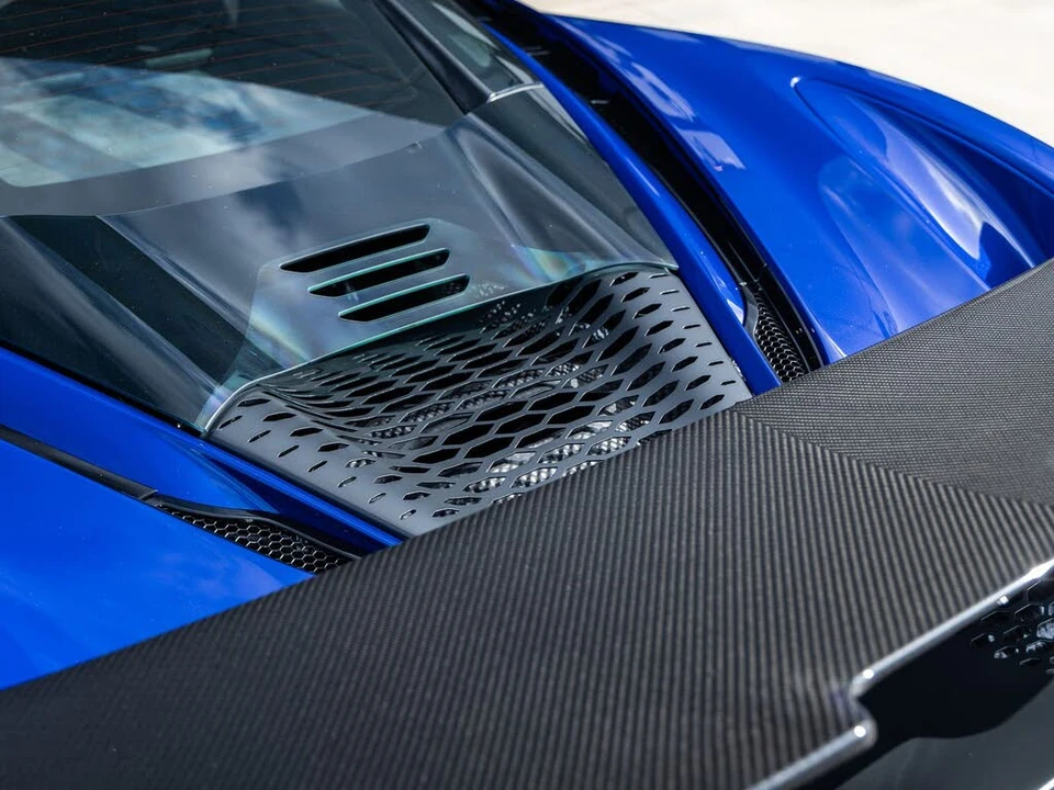 2026 McLaren 750S Coupe - Image 16 of 31
