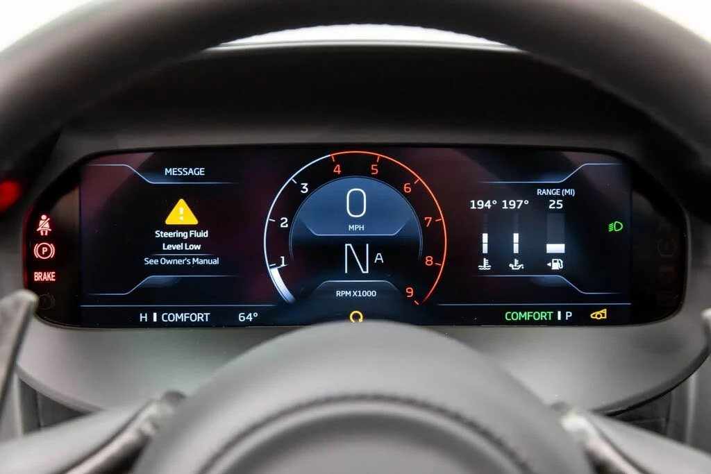 2026 McLaren 750S Coupe - Image 17 of 31