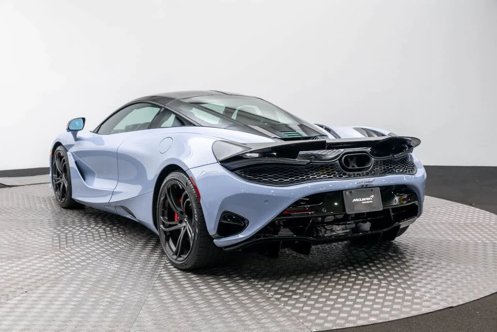 2026 McLaren 750S Coupe - Image 4 of 31