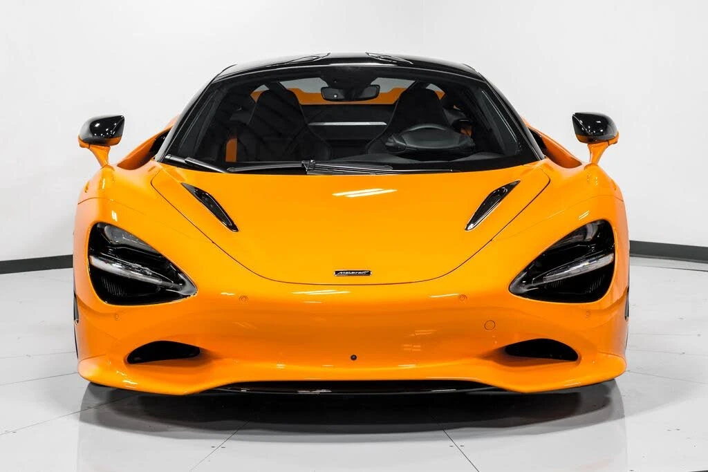 2026 McLaren 750S Coupe - Image 8 of 31
