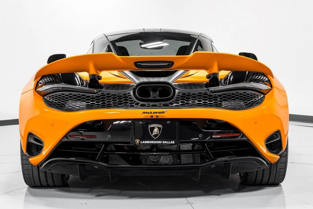 2026 McLaren 750S Coupe - Image 4 of 31