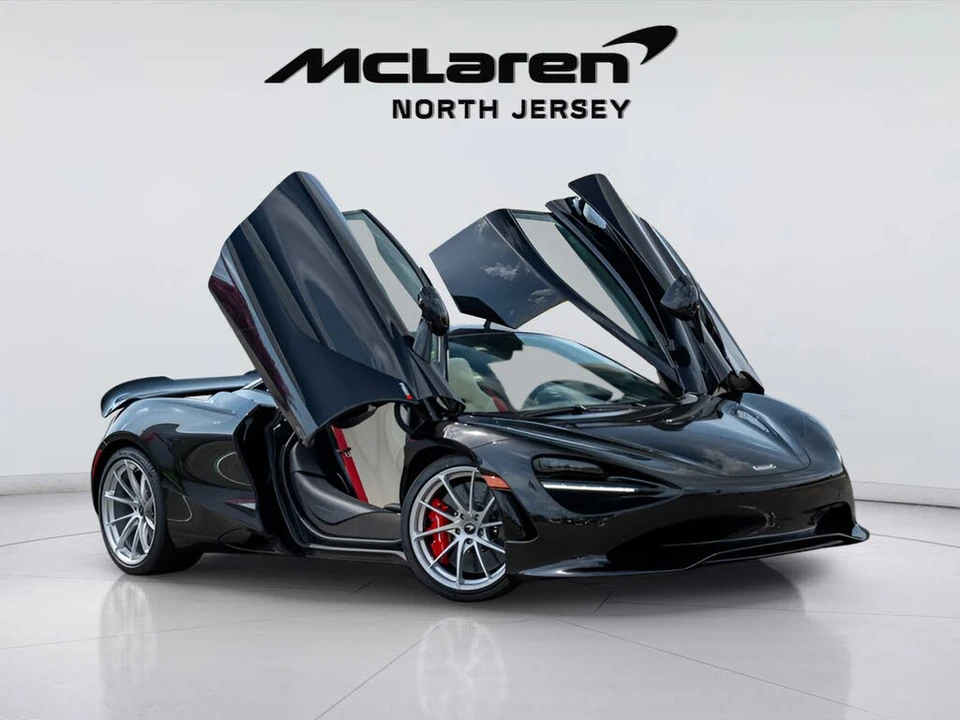 2026 McLaren 750S Coupe - Image 6 of 31
