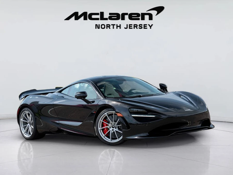 2026 McLaren 750S Coupe - Image 5 of 31