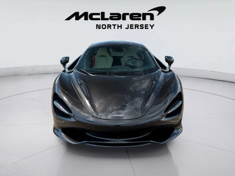 2026 McLaren 750S Coupe - Image 23 of 31