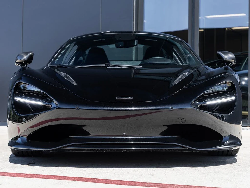 2026 McLaren 750S Coupe - Image 5 of 31