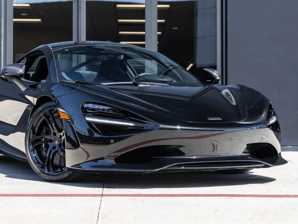 2026 McLaren 750S Coupe - Image 6 of 31