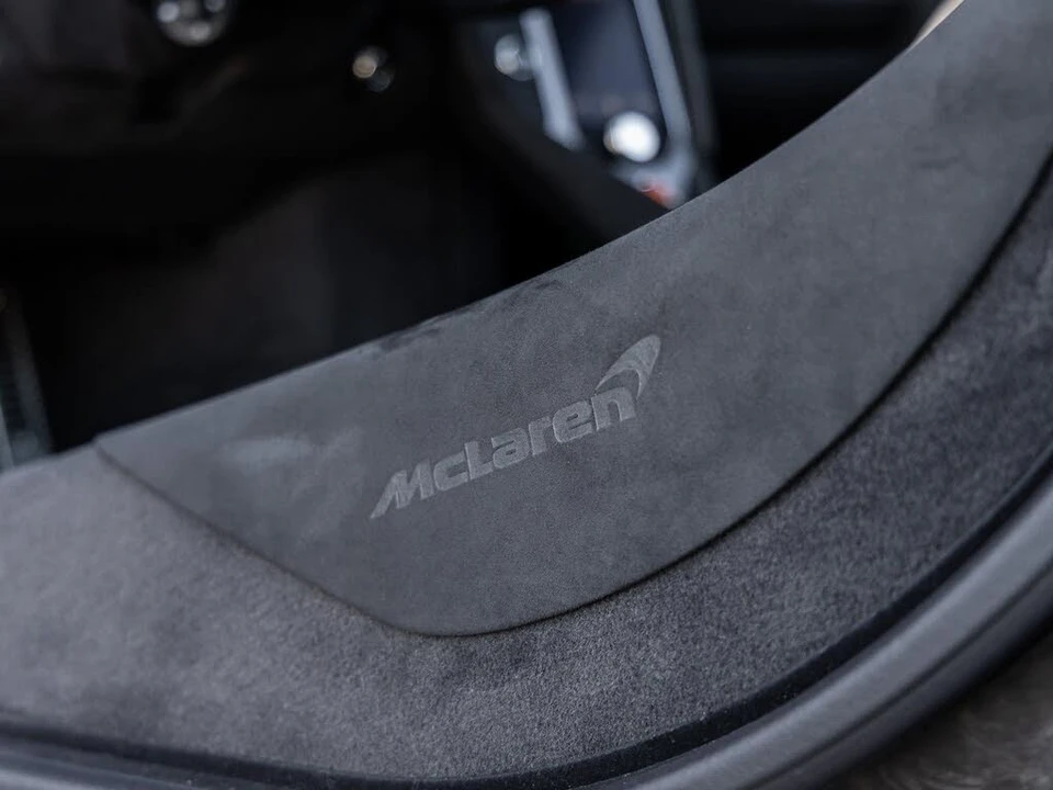 2026 McLaren 750S Coupe - Image 29 of 31
