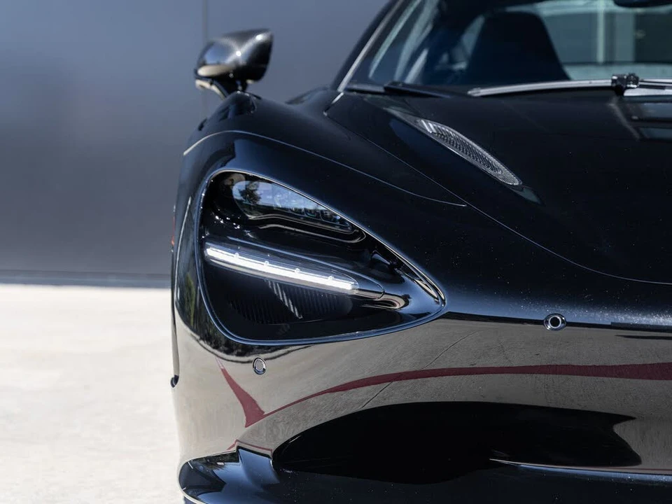 2026 McLaren 750S Coupe - Image 23 of 31