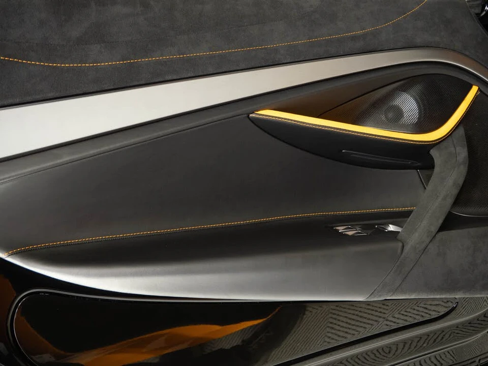 2026 McLaren 750S Coupe - Image 6 of 25