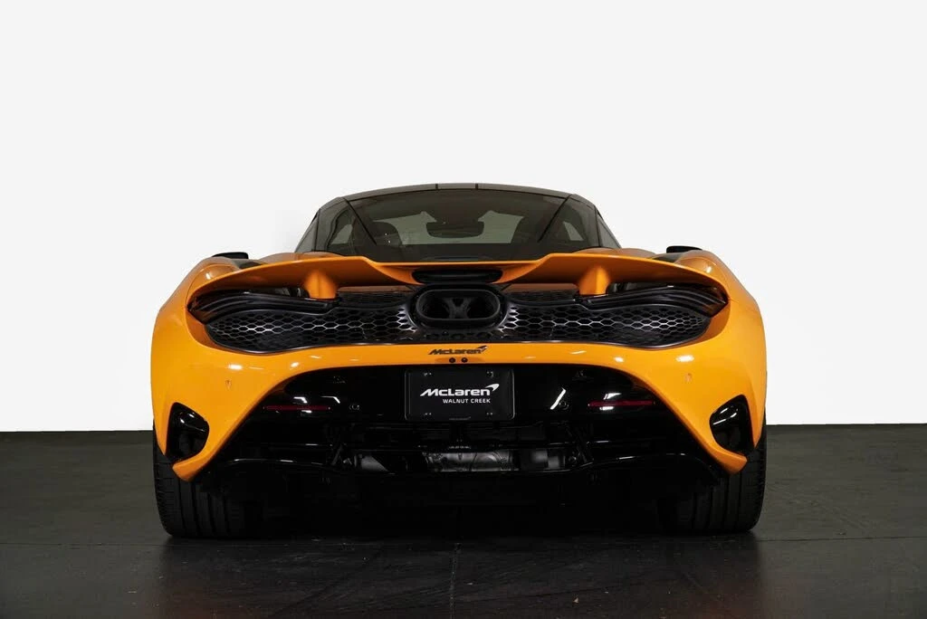 2026 McLaren 750S Coupe - Image 30 of 31