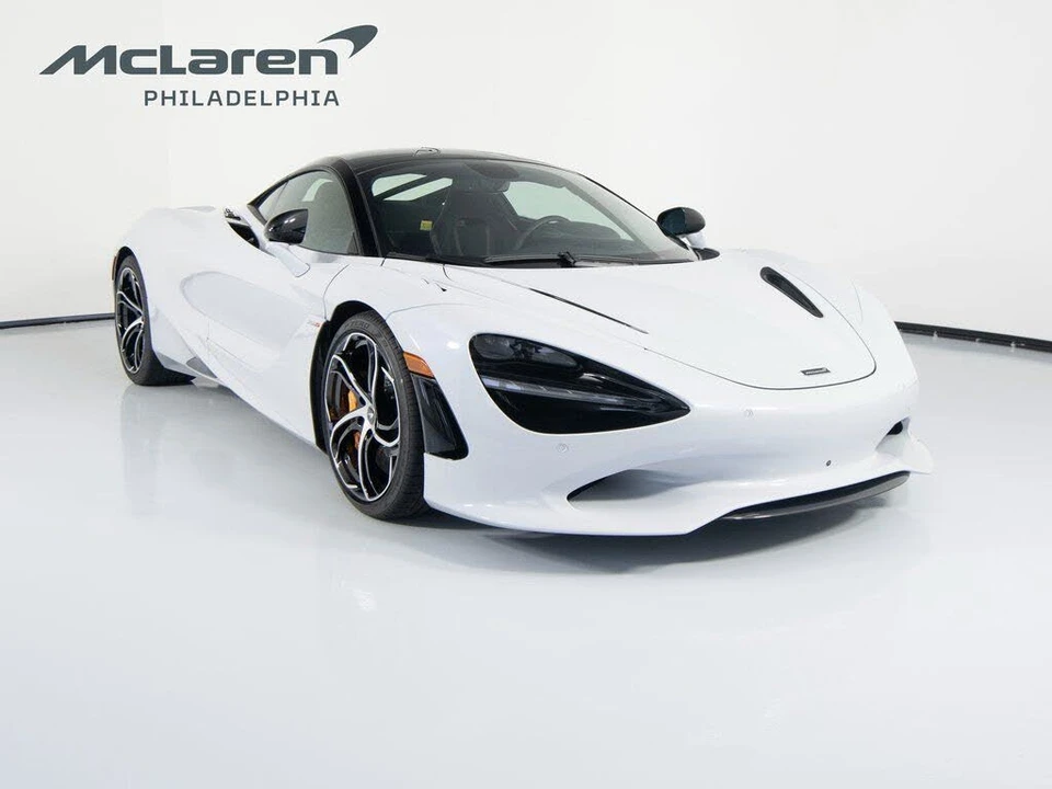 2026 McLaren 750S Coupe - Image 3 of 31