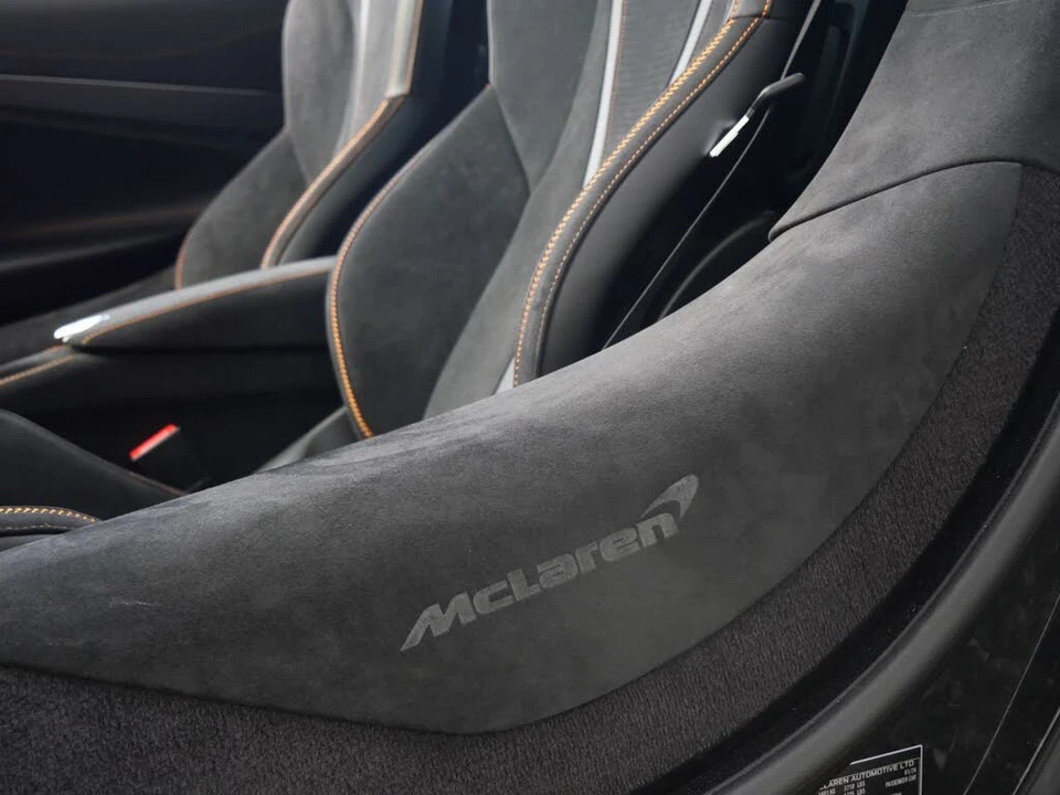 2026 McLaren 750S Coupe - Image 20 of 27
