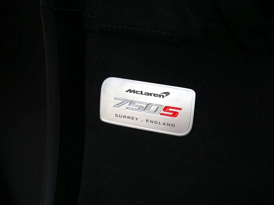 2026 McLaren 750S Coupe - Image 26 of 27