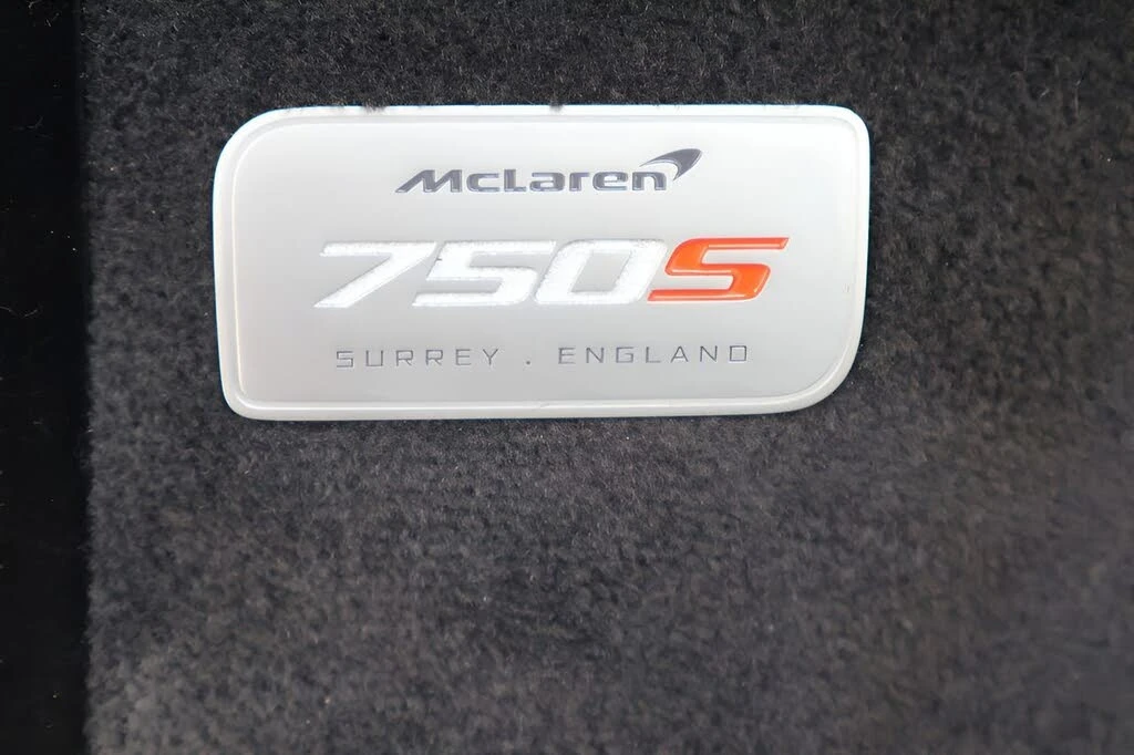 2026 McLaren 750S Coupe - Image 13 of 28