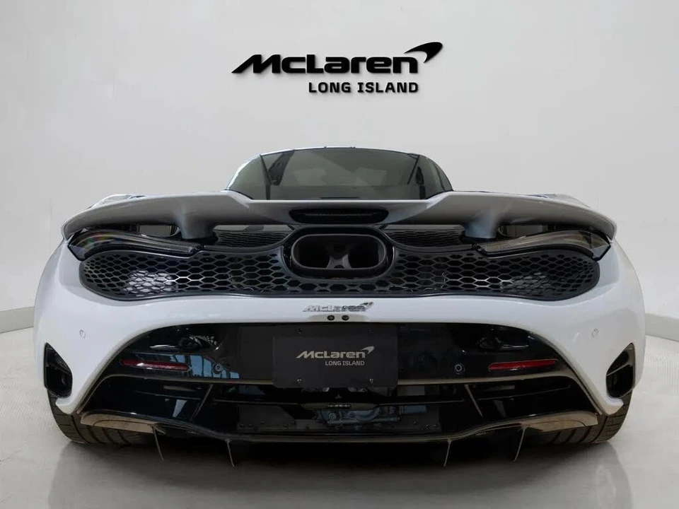 2026 McLaren 750S Coupe - Image 8 of 31