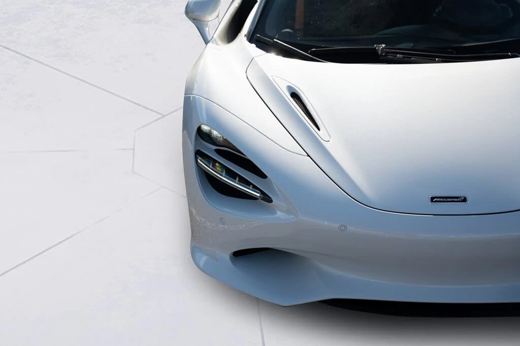 2026 McLaren 750S Coupe - Image 22 of 31
