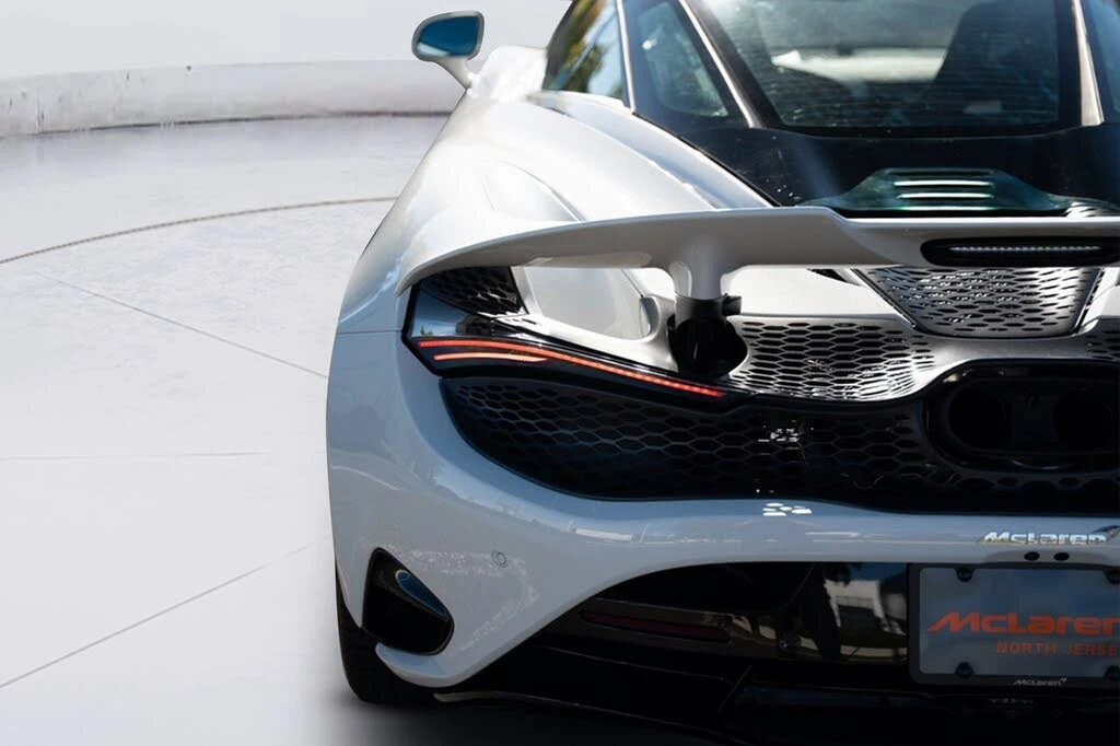 2026 McLaren 750S Coupe - Image 30 of 31
