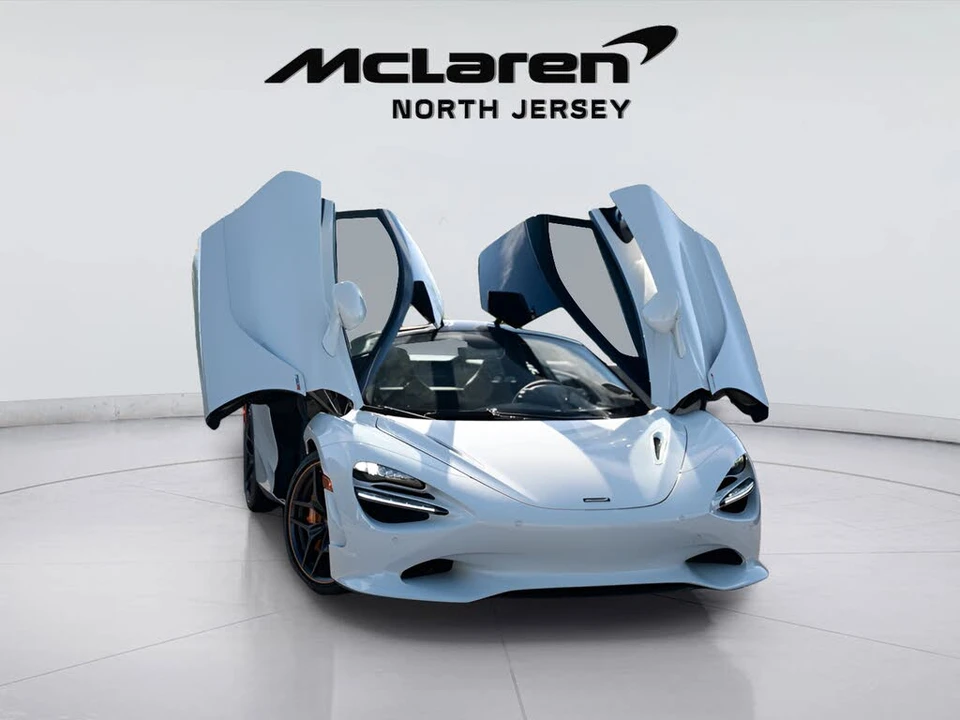 2026 McLaren 750S Coupe - Image 6 of 31