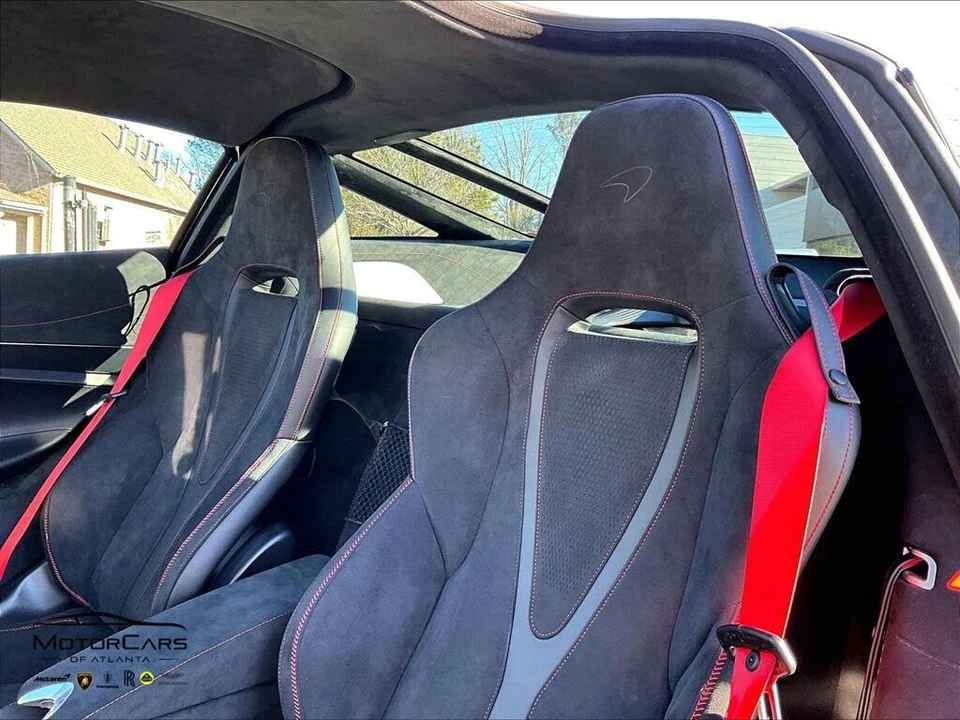 2026 McLaren 750S Coupe - Image 9 of 16