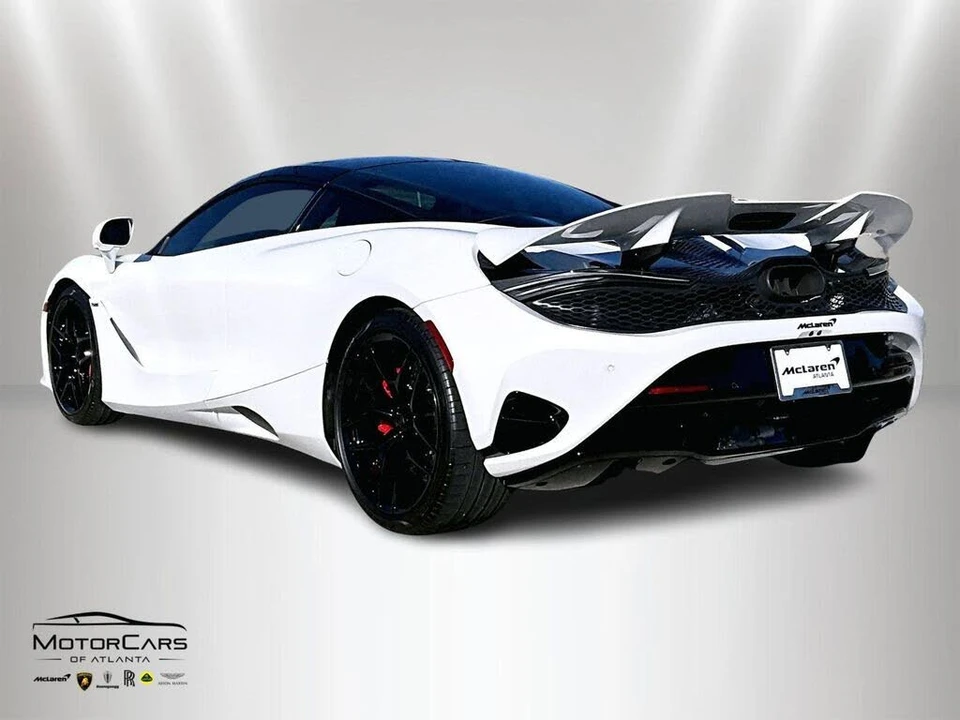 2026 McLaren 750S Coupe - Image 3 of 16