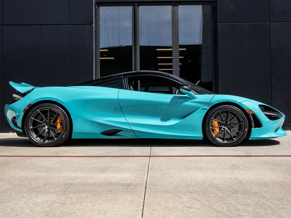 2026 McLaren 750S Coupe - Image 11 of 31
