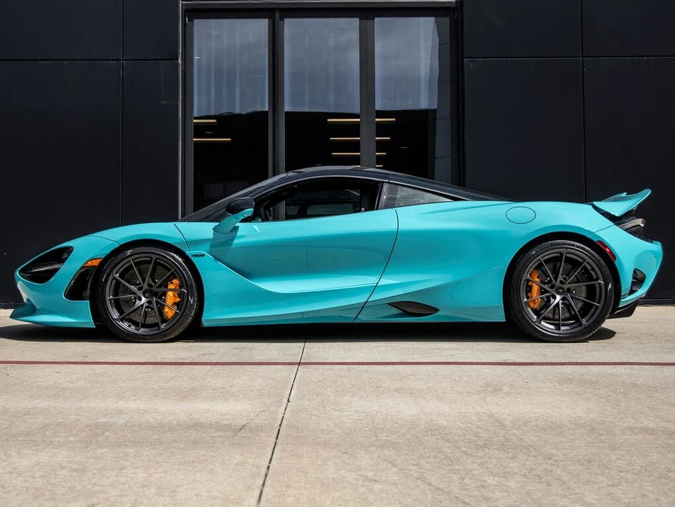 2026 McLaren 750S Coupe - Image 10 of 31