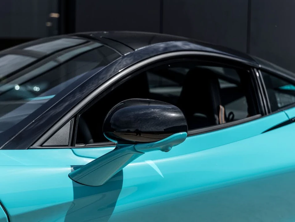 2026 McLaren 750S Coupe - Image 18 of 31