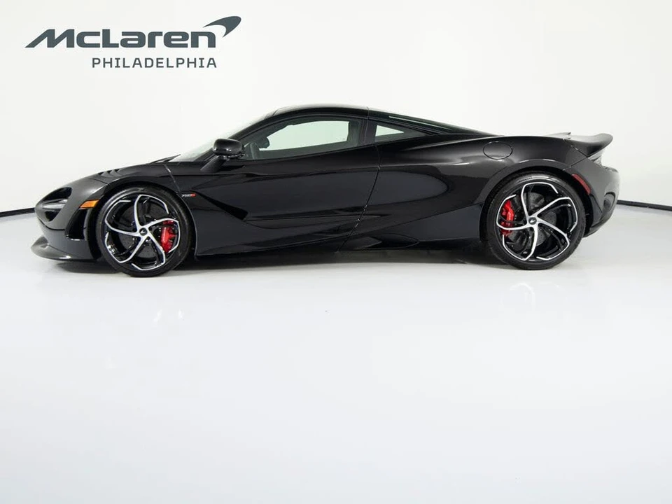 2026 McLaren 750S Coupe - Image 8 of 31