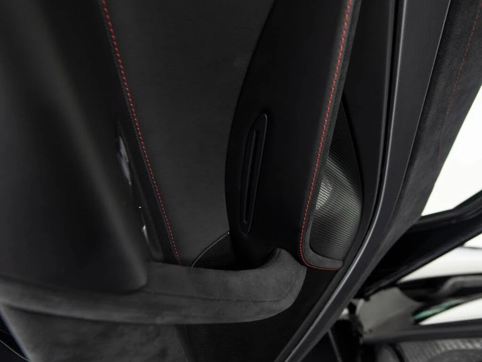 2026 McLaren 750S Coupe - Image 12 of 31