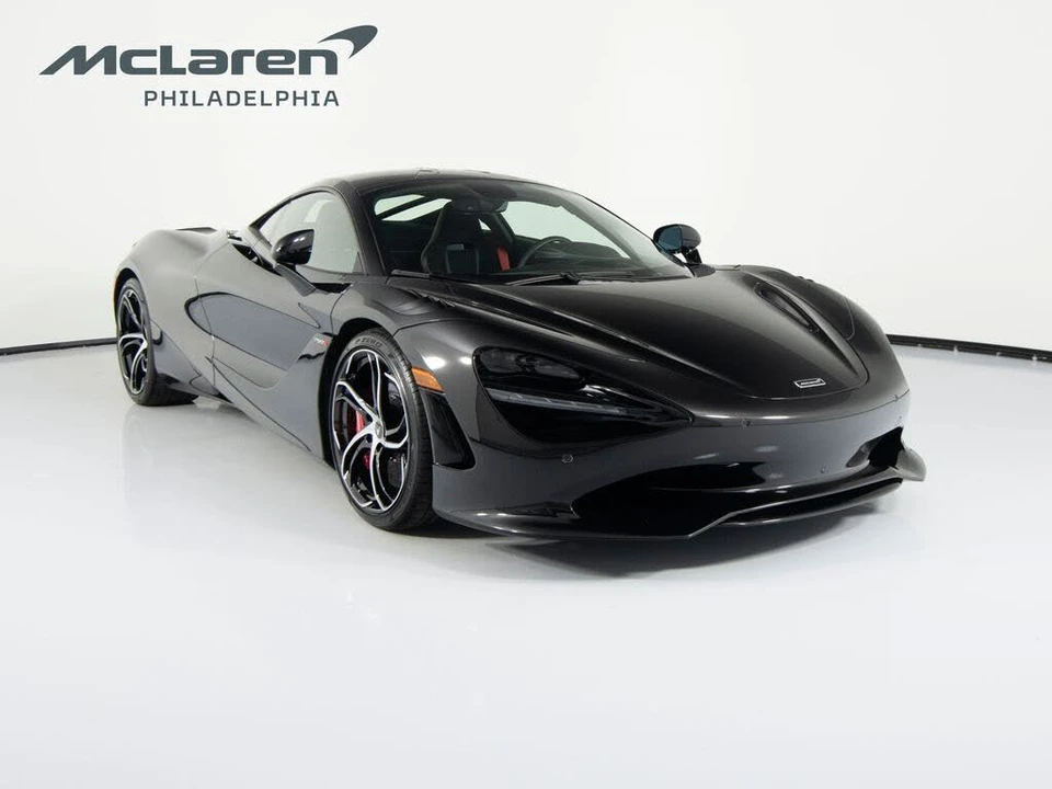 2026 McLaren 750S Coupe - Image 3 of 31
