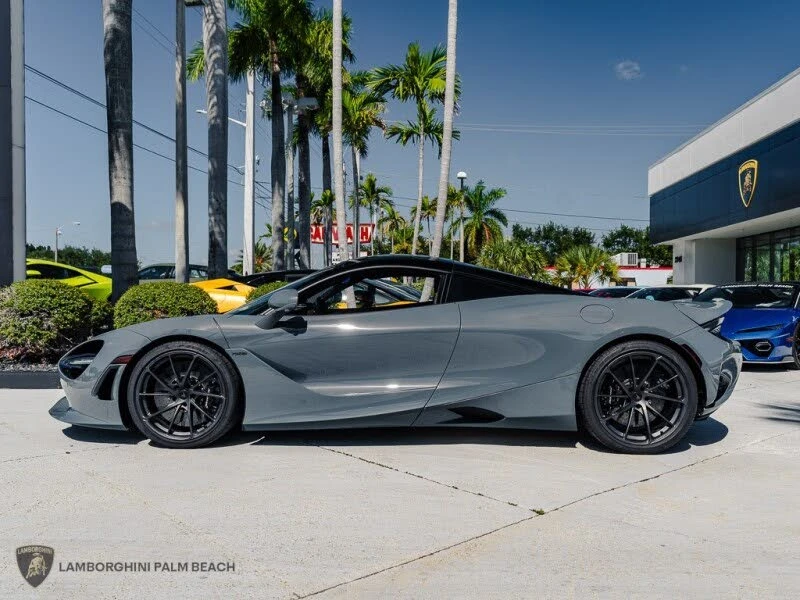 2026 McLaren 750S Coupe - Image 2 of 31