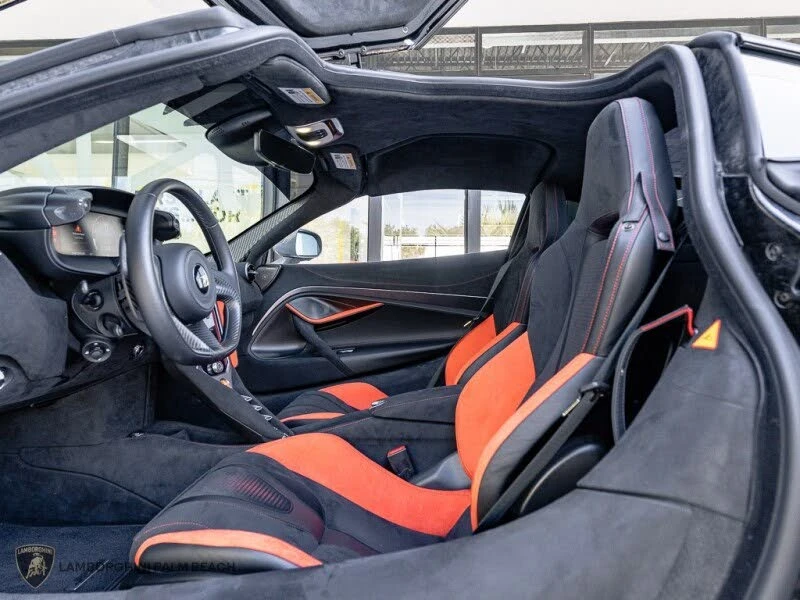 2026 McLaren 750S Coupe - Image 26 of 31
