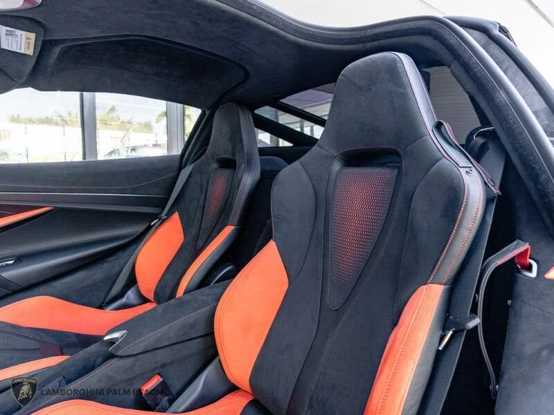2026 McLaren 750S Coupe - Image 28 of 31