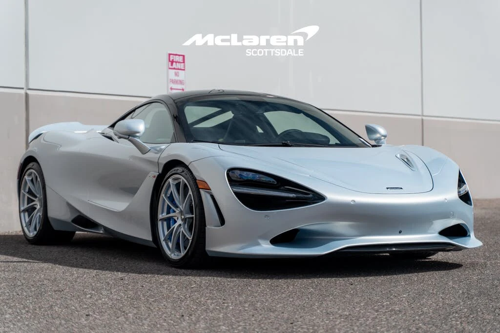 2026 McLaren 750S Coupe - Image 9 of 30